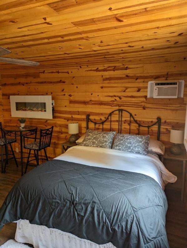 Red Barn Retreat Hotel North Fork Buitenkant foto