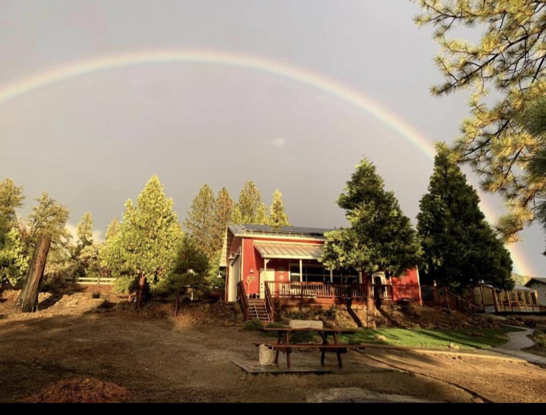 Red Barn Retreat Hotel North Fork Buitenkant foto